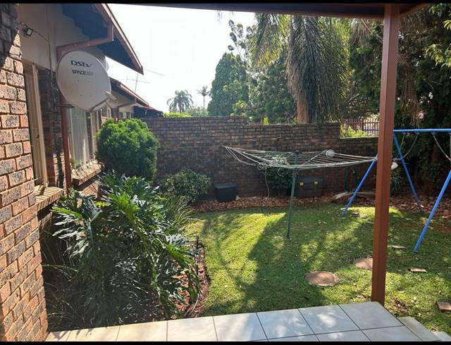 3 BEDROOM TOWNHOUSE FOR SALE IN THE ORCHARDS